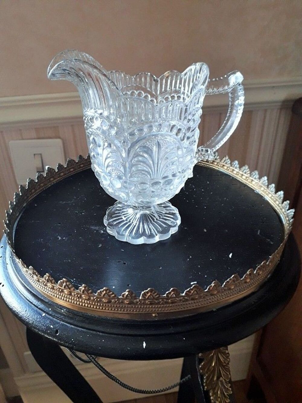 Vase en verre travaill&eacute; 1900 Décoration