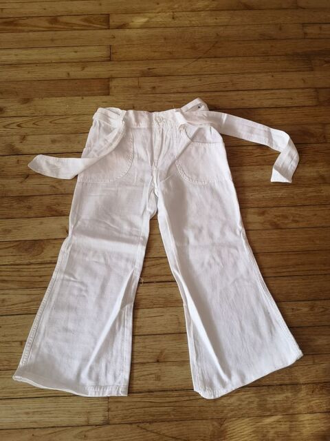F 9 E (1) - 6 ans - Pantalon blanc en toile 0 Paris 13 (75)