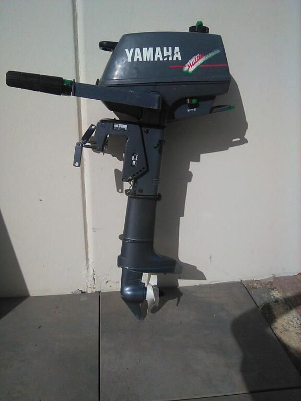 moteur thermique hors-bord
YAMAHA Malta 3 CV 2 temps Sports