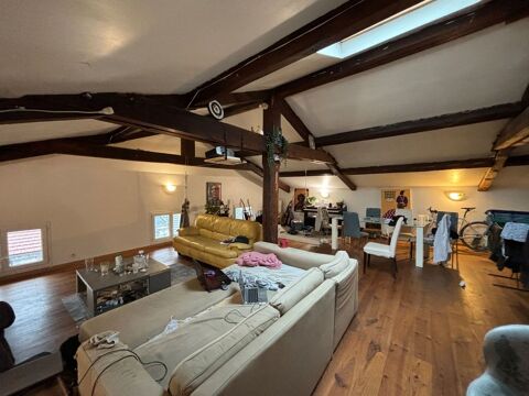  Appartement � louer 5 pi�ces 150 m�