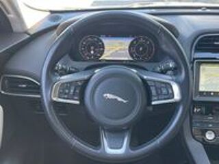 F-PACE F-Pace 2.0 D - 180 ch AWD BVA8 Prestige 2020 occasion 33700 M&eacute;rignac