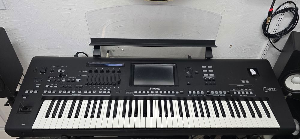 YAMAHA GENOS Instruments de musique