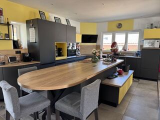  Maison à vendre 8 pièces 164 m²