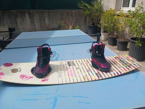 Pack Wakeboard Femme complet - LIQUID FORCE Melissa 135 400 Montpellier (34)