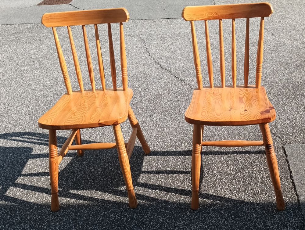 CHAISES Meubles