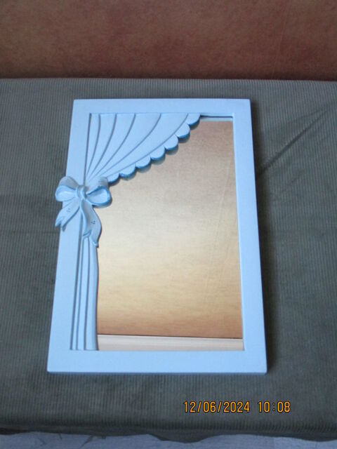 Joli d�cor pratique. 3.5 Crosne (91)