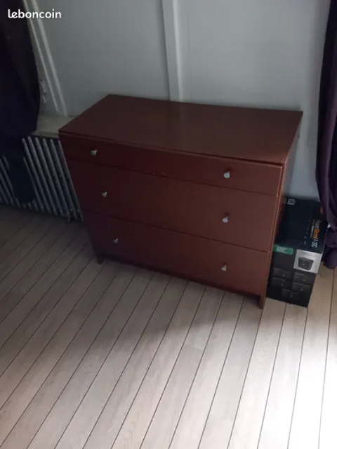 CHAMBRE Ikea  200 Saint-Chamond (42)