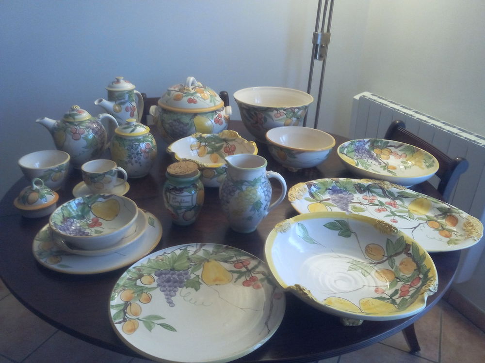 lot de vaisselle Décoration