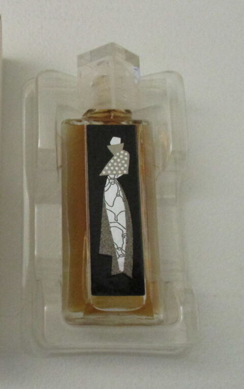 Miniature de parfum, semi-ancienne, parfait tat 3 Toulouse (31)