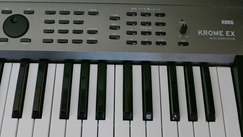 Clavier arrangeur Korg Krome ex 61 touches Instruments de musique
