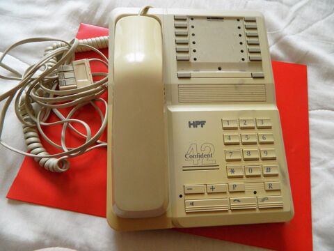 T�l�phone filaire blanc cass� HPF Confident 4 Villiers (86)