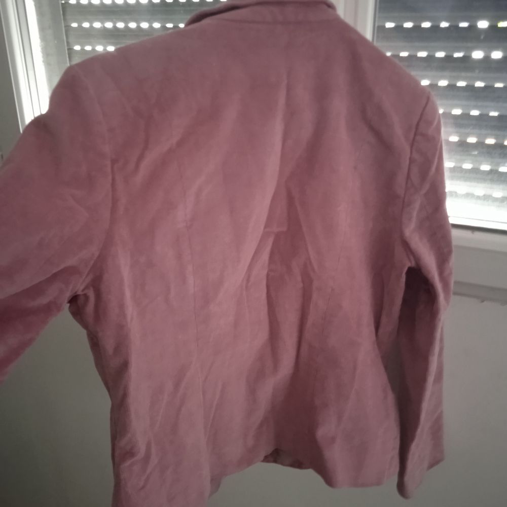 Veste tailleur velours rose fermeture boutons 2 poches sur l Vêtements