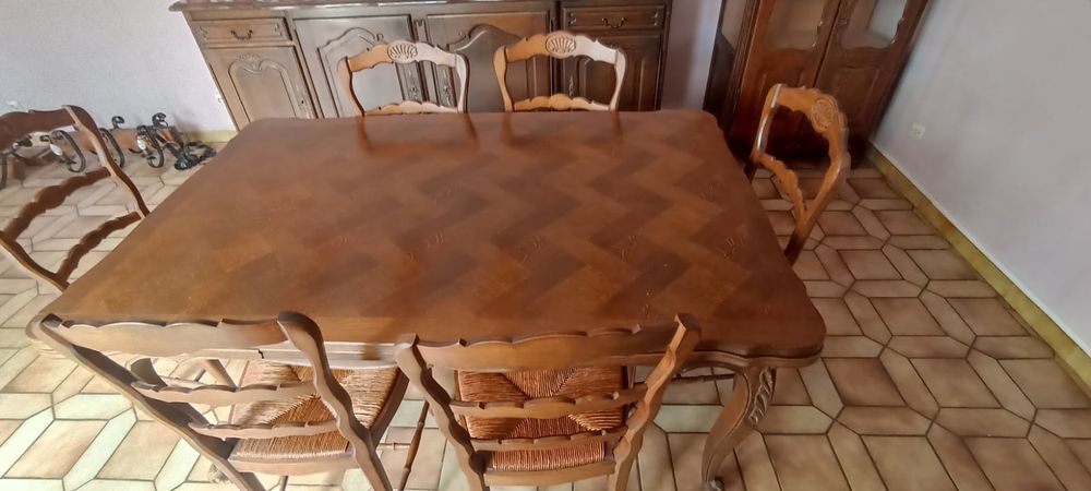 Table et 6 chaises en ch&ecirc;ne marque Riskoff Meubles