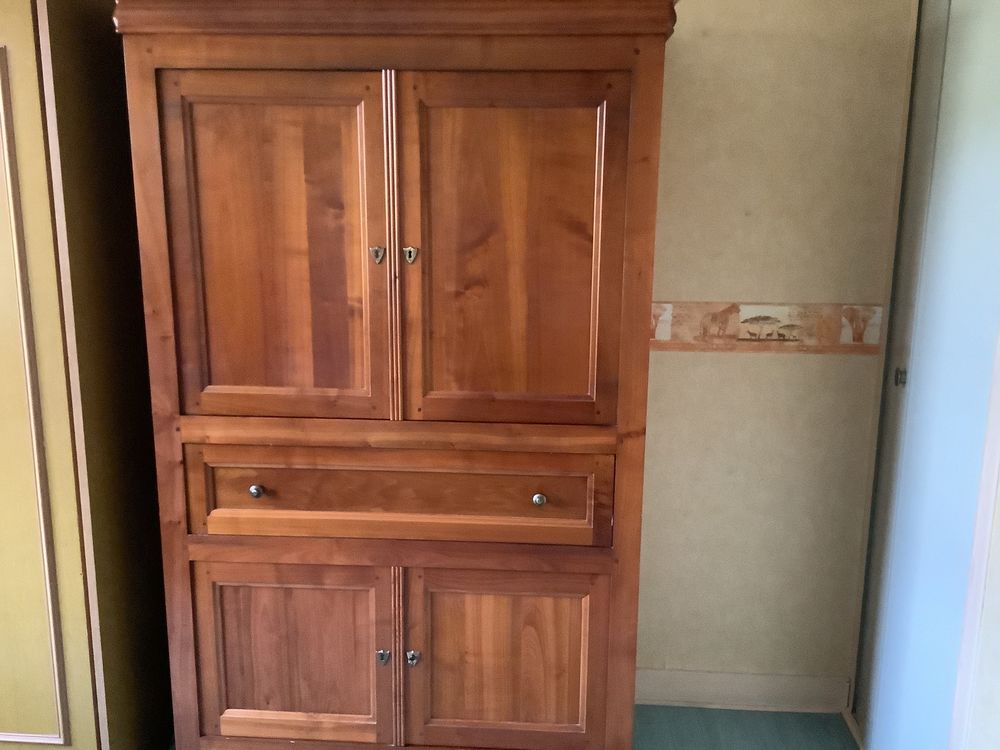 MAGNIFIQUE MEUBLE DE TELE Meubles