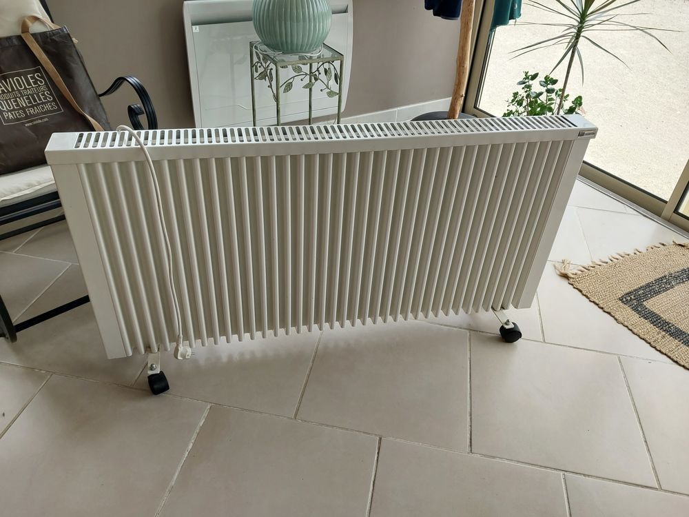 Radiateur &agrave; inertie Electroménager