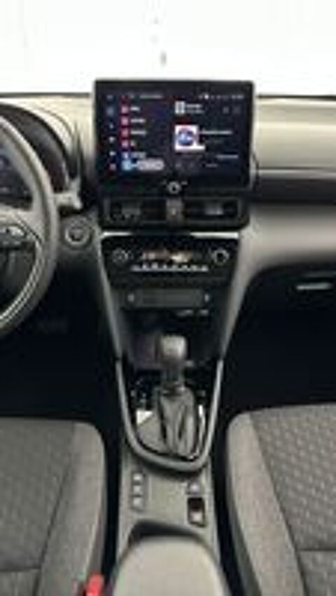 Yaris Cross Hybride 130h 2WD Design (5 CV) 2026 occasion 69330 Pusignan