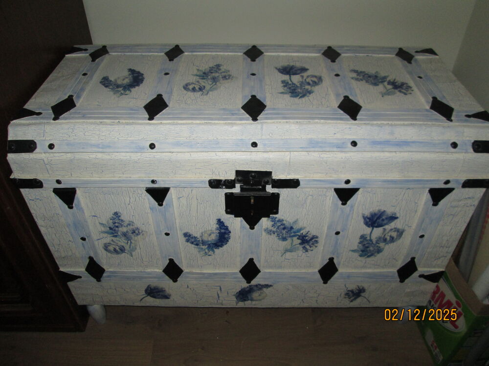 grand coffre de rangement Meubles