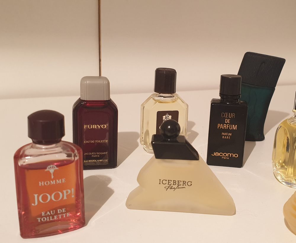 VINTAGE - MINIATURES DE PARFUM - ANNEES 80-2000 - Lot 2 