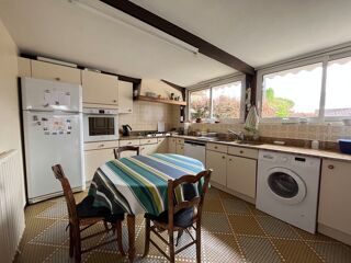  Maison � vendre 10 pi�ces 247 m�