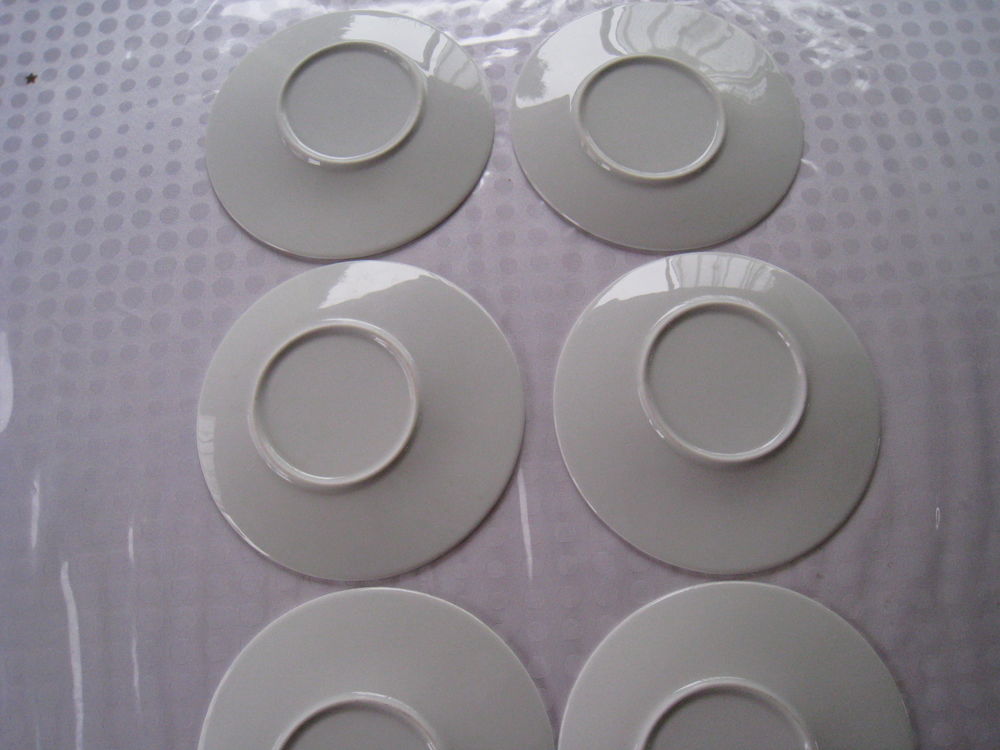 6 assiettes dessert porcelaine neuves Cuisine