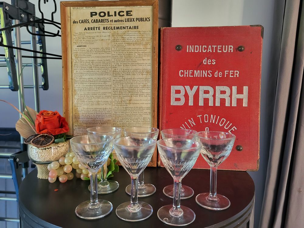 Lot de 7 verres anciens de bistrot ? Esprit Brocante Chic 