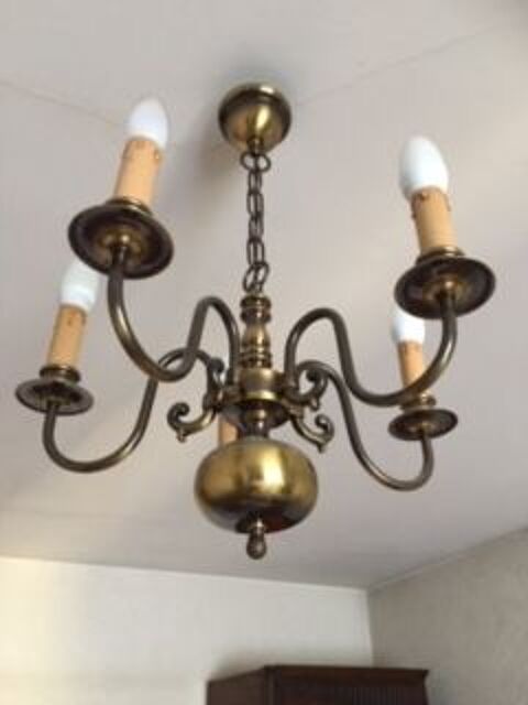 tr�s joli petit lustre en bronze 78 Bordeaux (33)