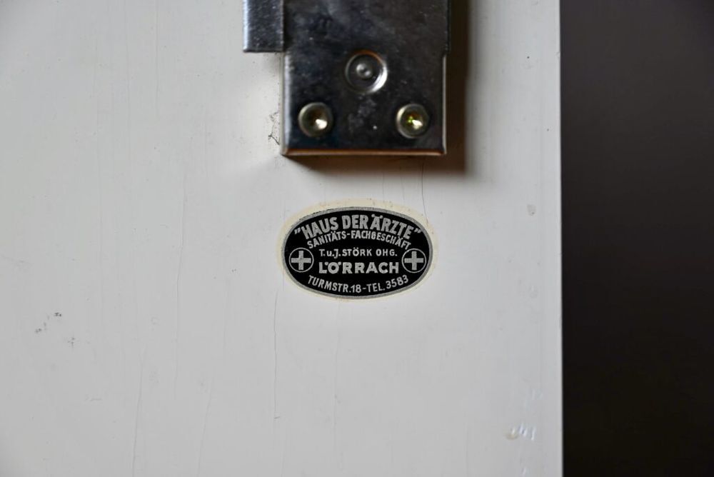Armoire pharmacie de toilette ou de salle de bain vintage Meubles