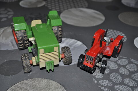Deux tracteurs 5 Perreuil (71)