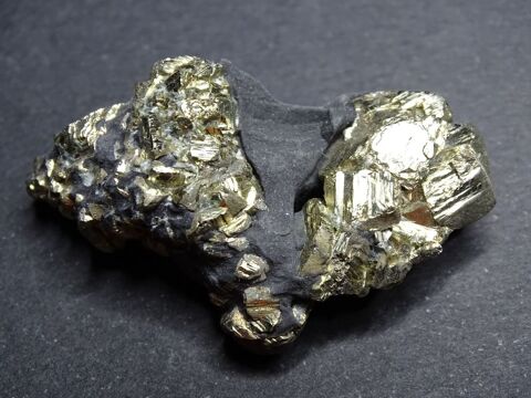 Pyrite RARE Serre-Ponon Hautes-Alpes France 132,10 carats  49 La Petite-Raon (88)