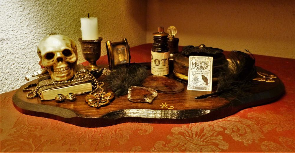 Plateau de Curiosit&eacute;s "GOTHIC VANITY SCENE" Steampunk Décoration