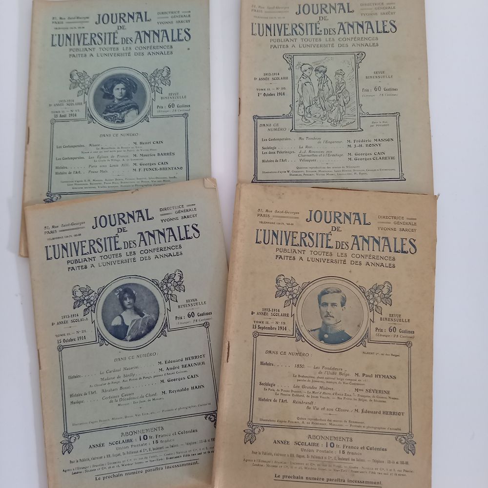 Lot de 4 annales universitaires du 15 aout au 15 septembre 1 Livres et BD