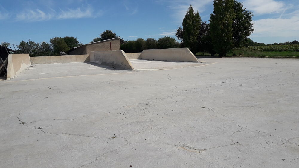 Vente Parking/Garage Parking camping-car, bateaux ,autre. Commequiers
