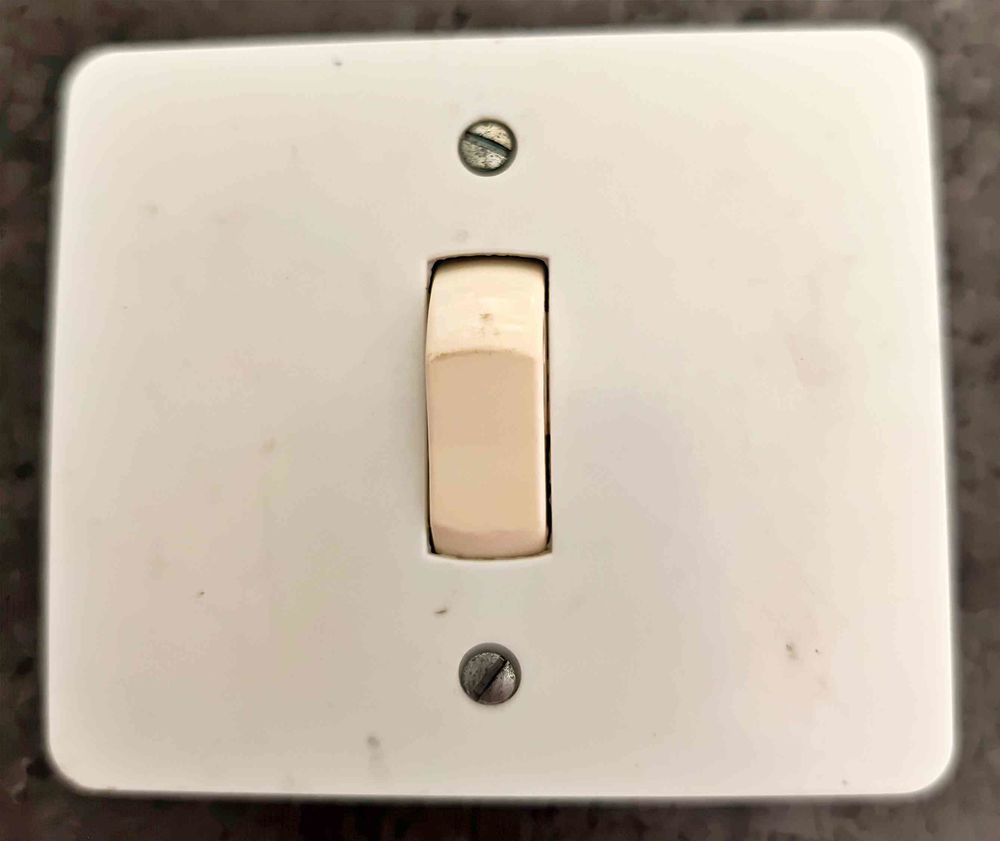 Lot appareillage &eacute;lectrique Bricolage