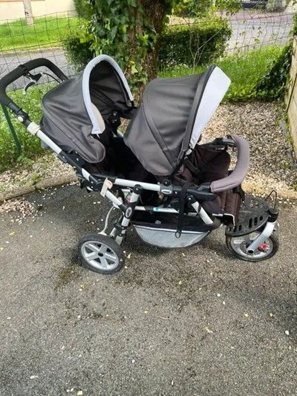 Poussette double jane powertwin Pu�riculture