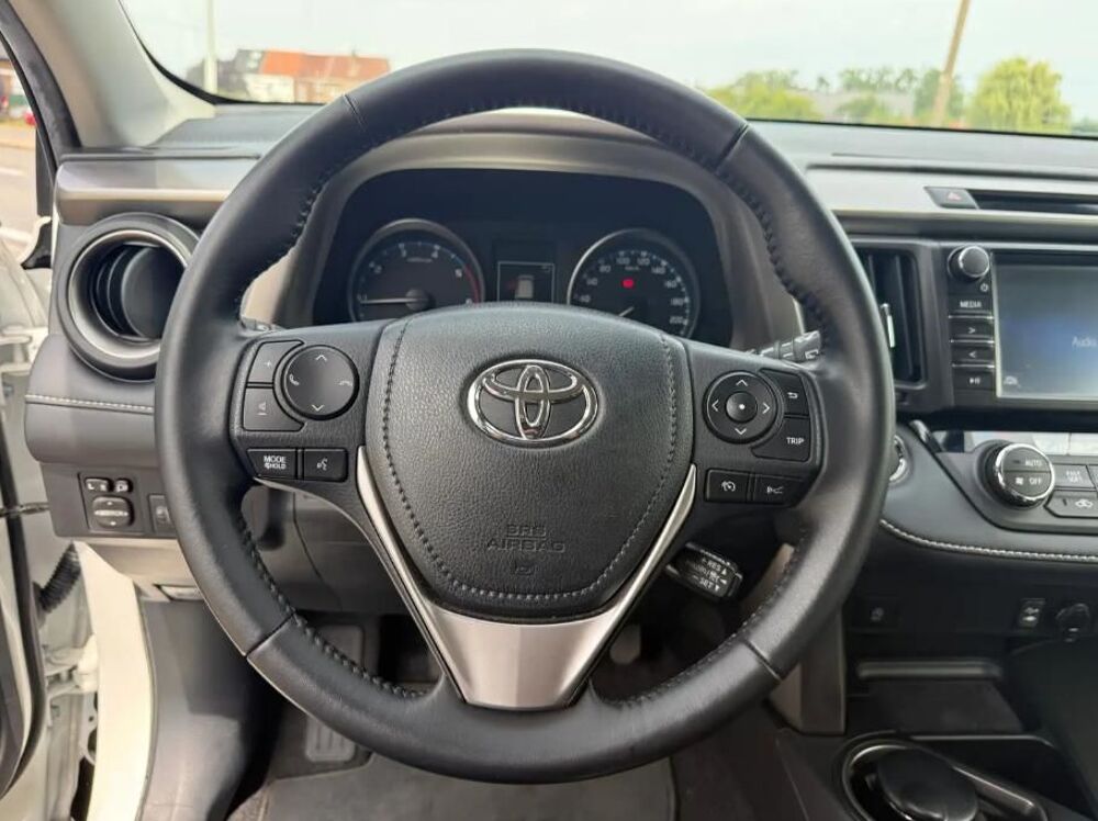 RAV 4 RAV4 Pro 143 D-4D 2WD Design Business 2017 occasion 55100 Verdun