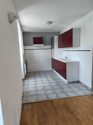 Vente Immeuble Immeuble de rapport LENCLOITRE centre Lencloître