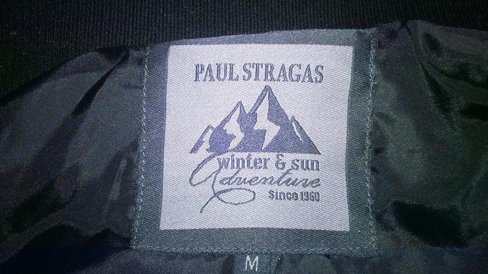 Doudoune Noire Homme
Adventure
Paul Stragas.
NEUVE
Vêtements