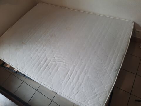 Matelas 140 sur 190 30 Chaumont (52)