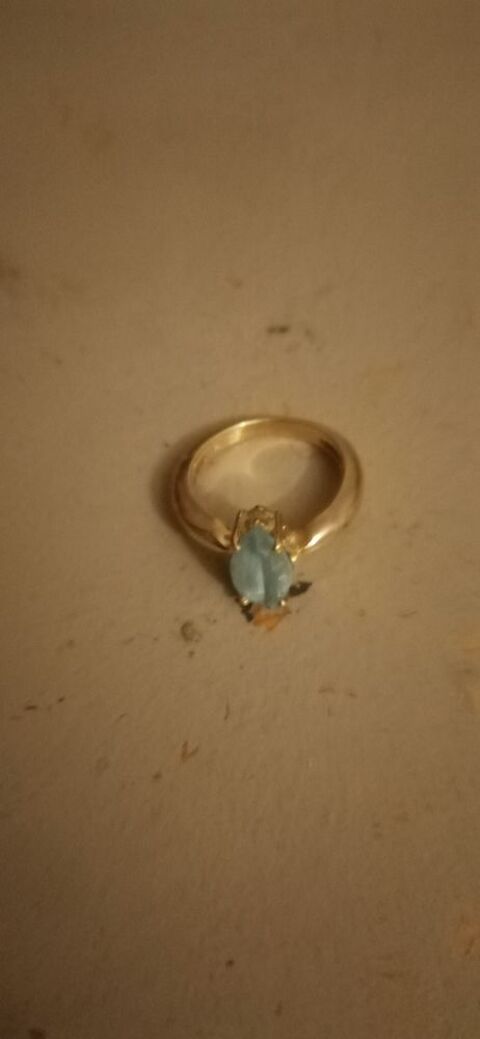 Bague plaqu or pierre bleu turquoise 20 Vlizy-Villacoublay (78)