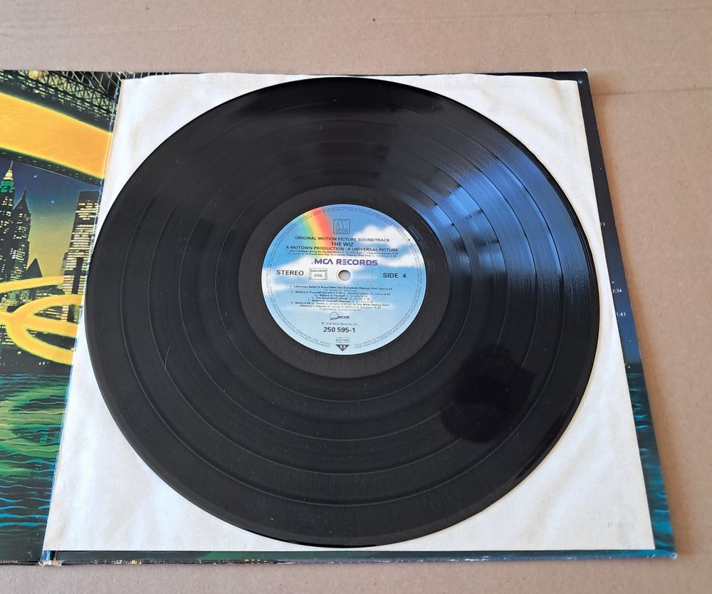 double vinyle film the wiz 
Diana Ros michael jackson 
