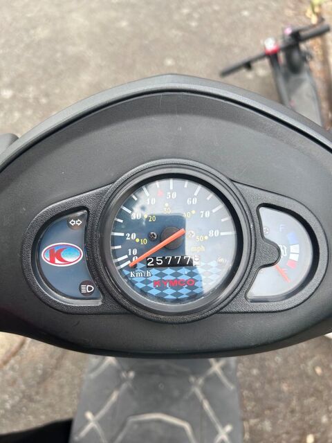 Scooter KYMCO 2018 occasion Rennes 35000