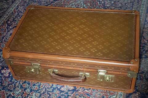 RARE MALETTE    AUX ETATS UNIS  - monogramm�e - TBE 0 Mont-de-Marsan (40)