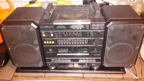 sharp CD-X9 75 Marseille 4 (13)