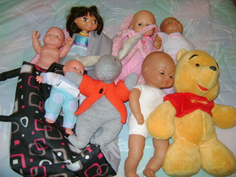 lot de poupees 10 Bourg-Saint-Andol (07)