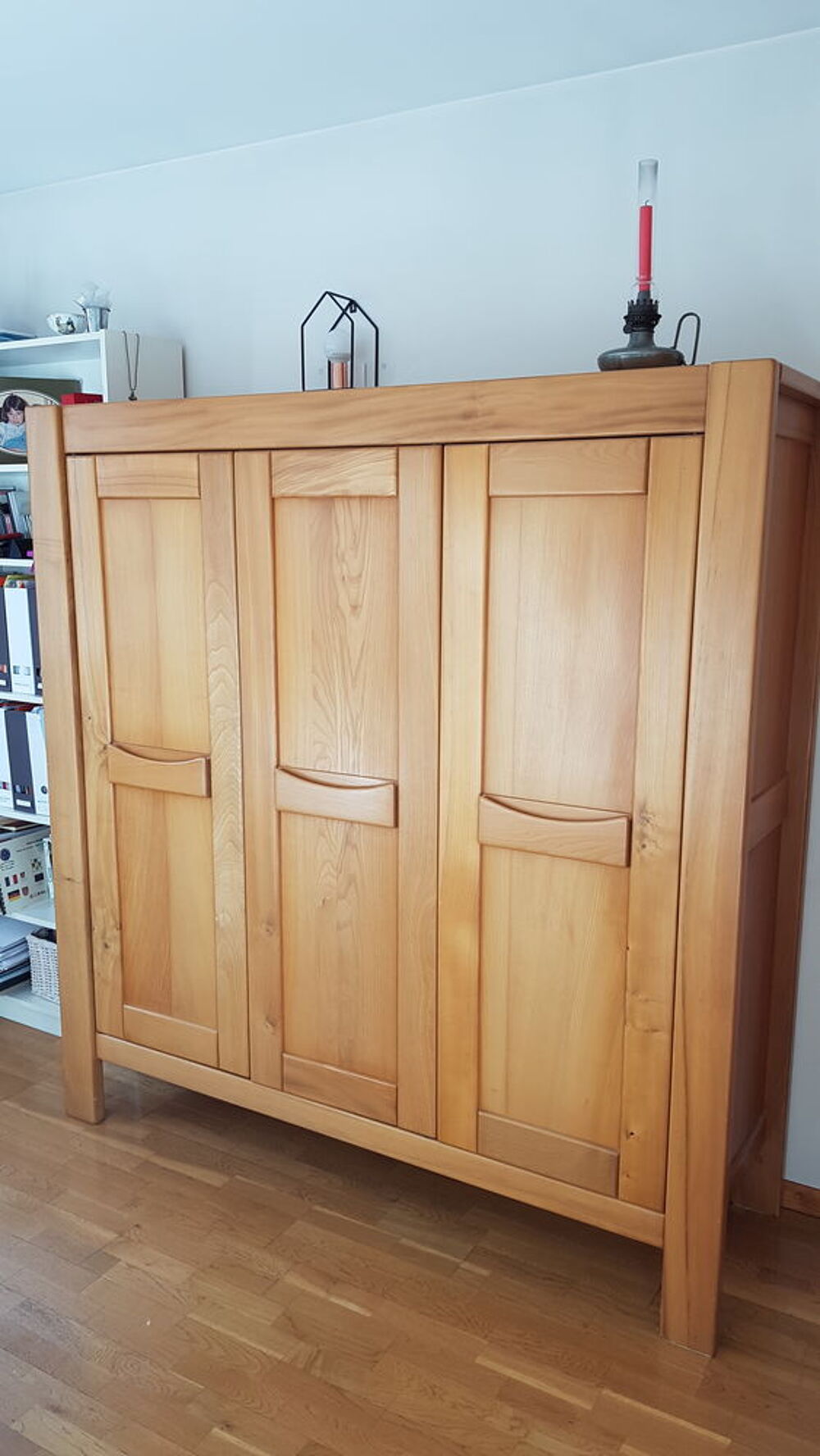 Armoire 3 portes en orme massif Meubles