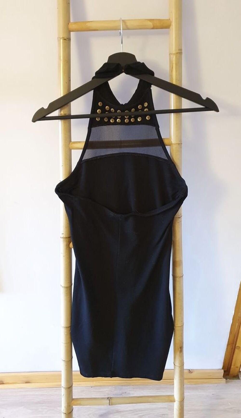 petite robe noire moulante S V�tements
