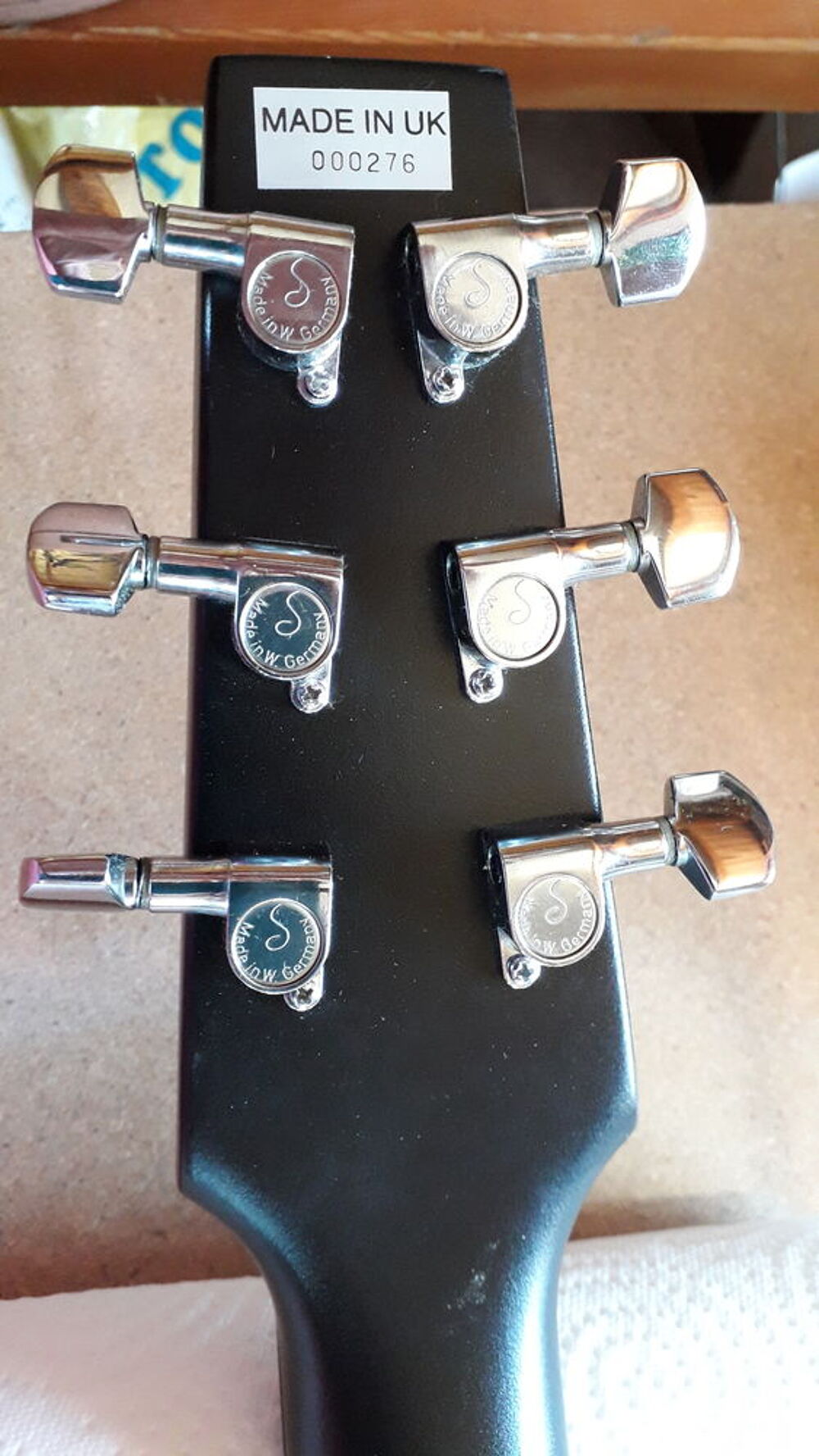 Guitare Bond...Tout en fibre de carbone Instruments de musique