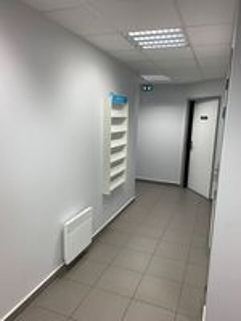   Local professionnel 48 M2 - centre ville 