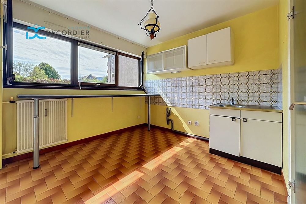 Vente Appartement Appartement T2 de 43 m² à rénover Thonon les bains