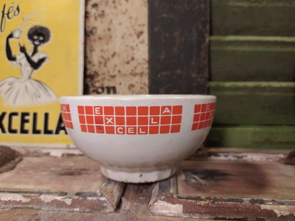 Ancien Bol Publicitaire en Fa&iuml;ence Marque Excella 